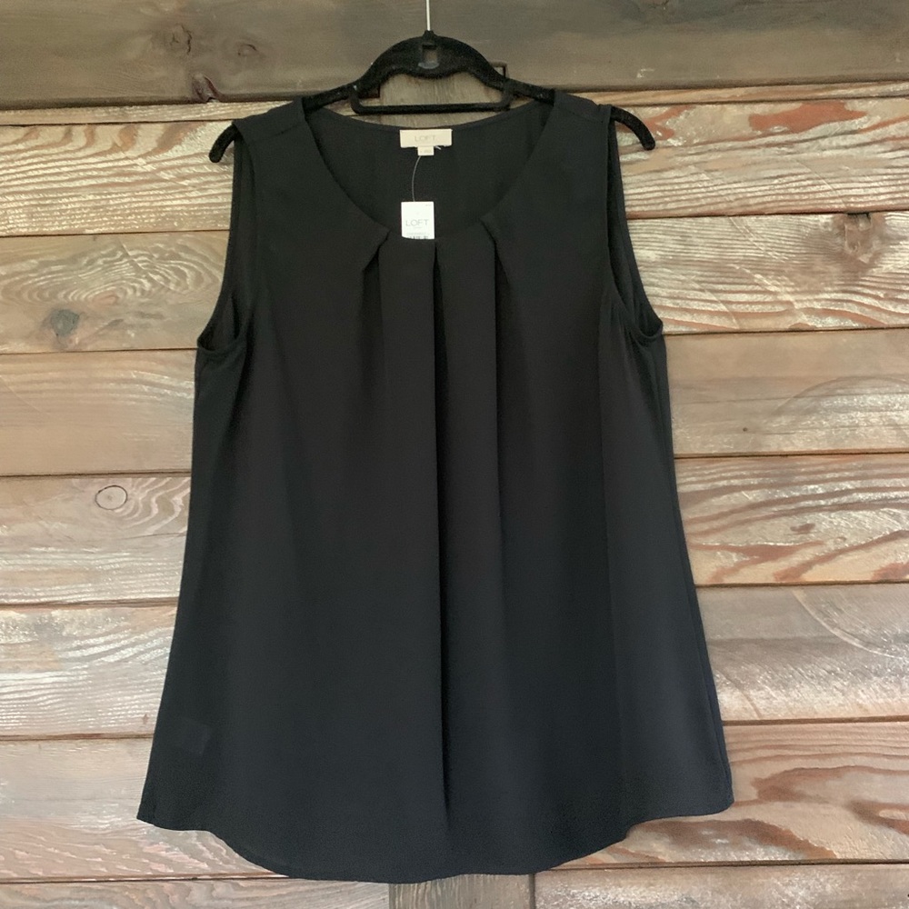 NWT Loft pleat front blouse